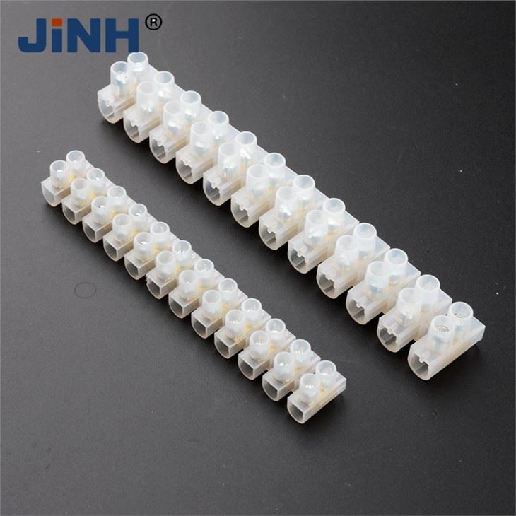 15a Connector Strip