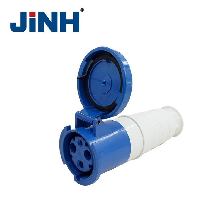 LEE-233 2P+E IP67 Industrial Socket